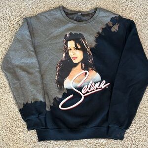 Vintage Selena Graphic Sweatshirt